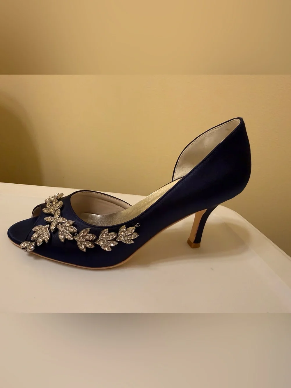 Sz 7 Sapphire Blue Satin Peep-Toe Heel with Crystal Leaf Embellishment